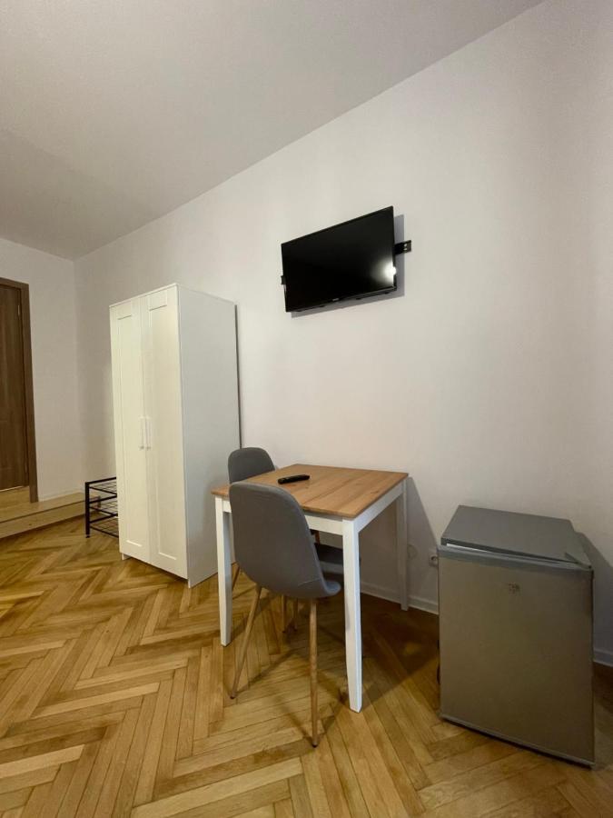 Schei Central Studios In The Heart Of Brašov Exteriér fotografie